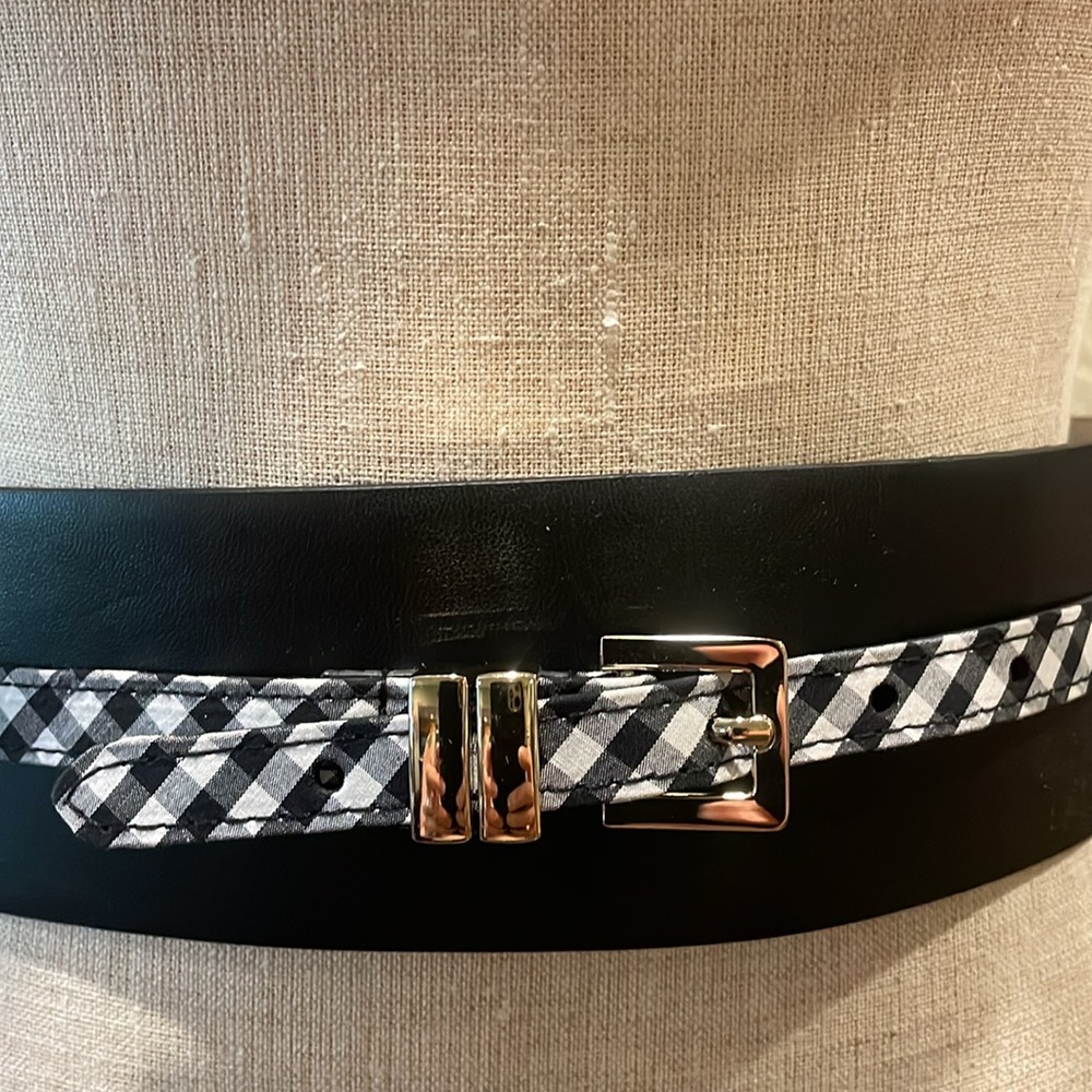White House Black Market stretch belt 29” before stretch - Picture 2 of 4